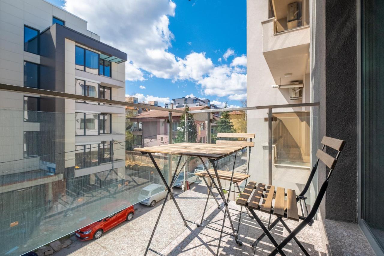 Julie'S Sunny Cozy Apartment With Balcony Sofia Eksteriør bilde